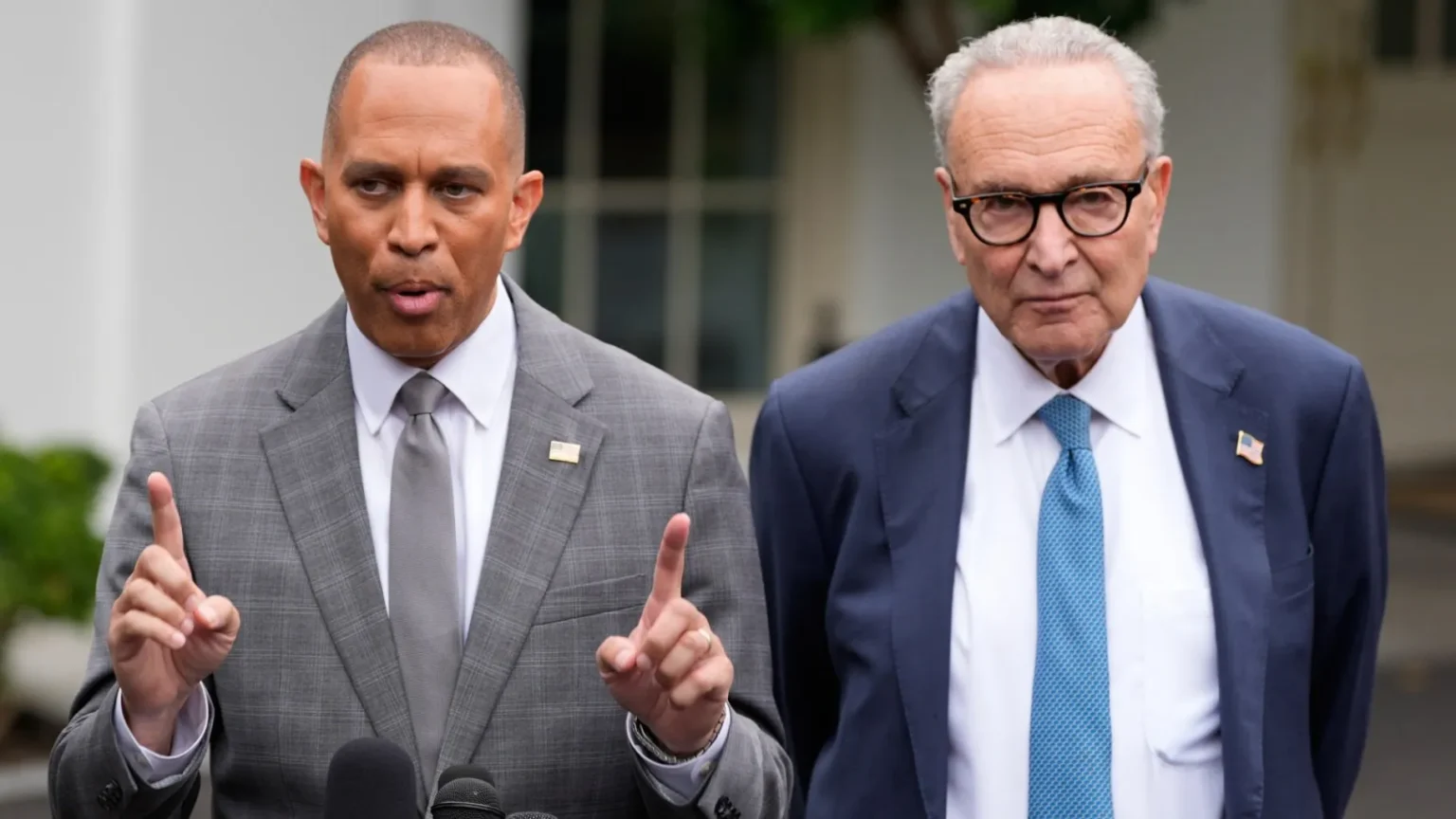 Congressional Leaders Meet at White House to Discuss Government Shutdown Risks - Bpay News