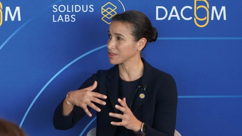 NYDFS Chief Harris Announces Departure from Regulatory Role Next Month