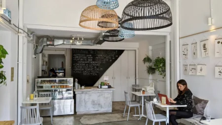 Ant and JD Pause Hong Kong Stablecoins: Beijing Pulls the Plug