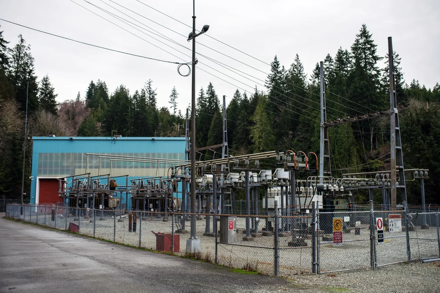 British columbia plans to restrict ai data center power usage - Bpay News