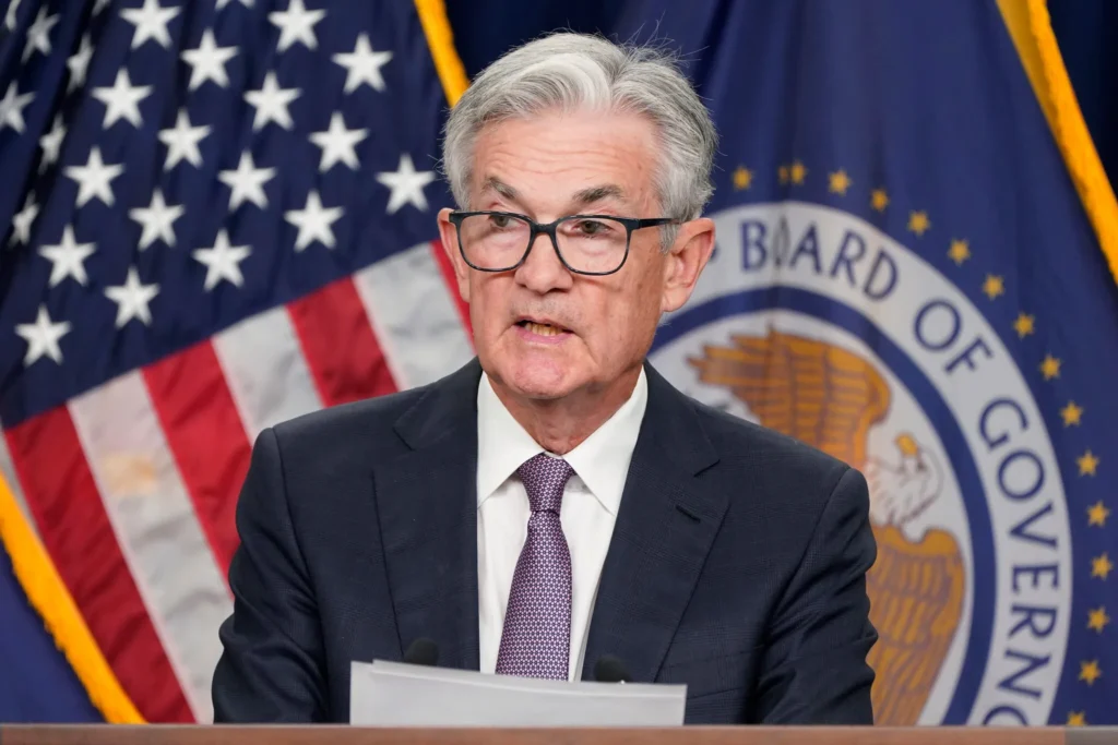 Fed Meeting Minutes Reveal Officials’ Views on Interest Rates and Inflation
