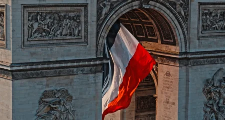 France’s Lise Wins License to Launch Europe’s First Tokenized Stock E