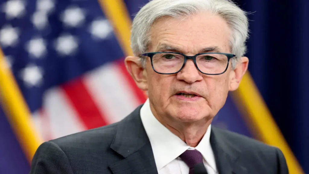 Powell Warns of Significant Downside Risks in Labor Market Powell Warns of Significant Downside Risks in Labor Market