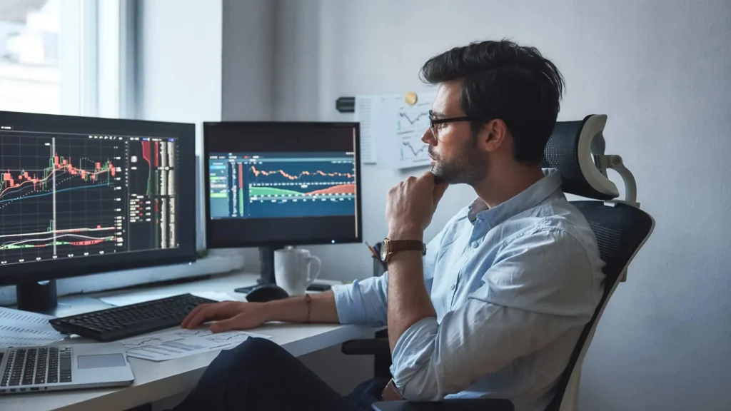 Trader Bets on Fed to Cut Rates Further Amid Economic Uncertainty Trader Bets on Fed to Cut Rates Further Amid Economic Uncertainty