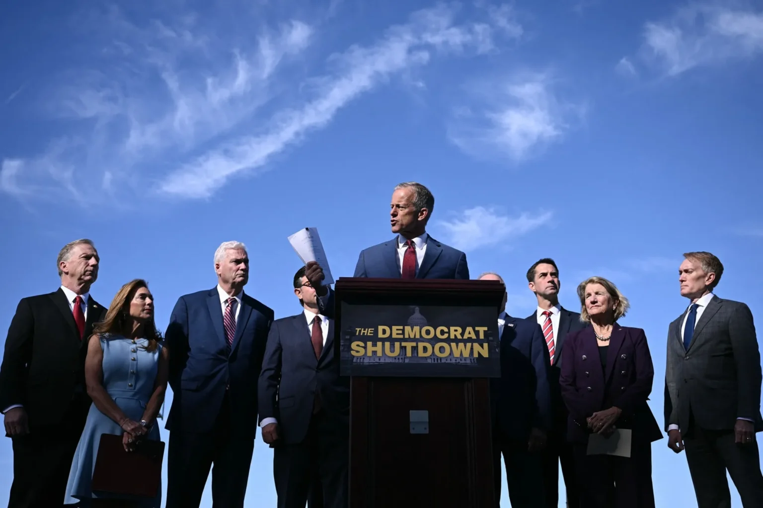 U.S. Senate Fails to Pass Bipartisan Appropriations Bill, Shutdown Continues