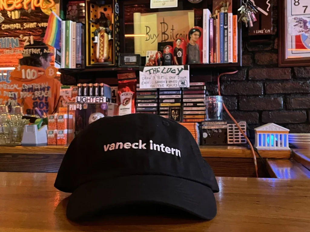 Global Companies Net Buy 8 Million in Bitcoin, Strategy Unchanged Global Companies Net Buy 8 Million in Bitcoin, Strategy Unchanged