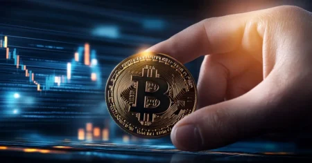 Bitcoin Long-Term Holders Sell 2.57 Million BTC Amid Strong Demand