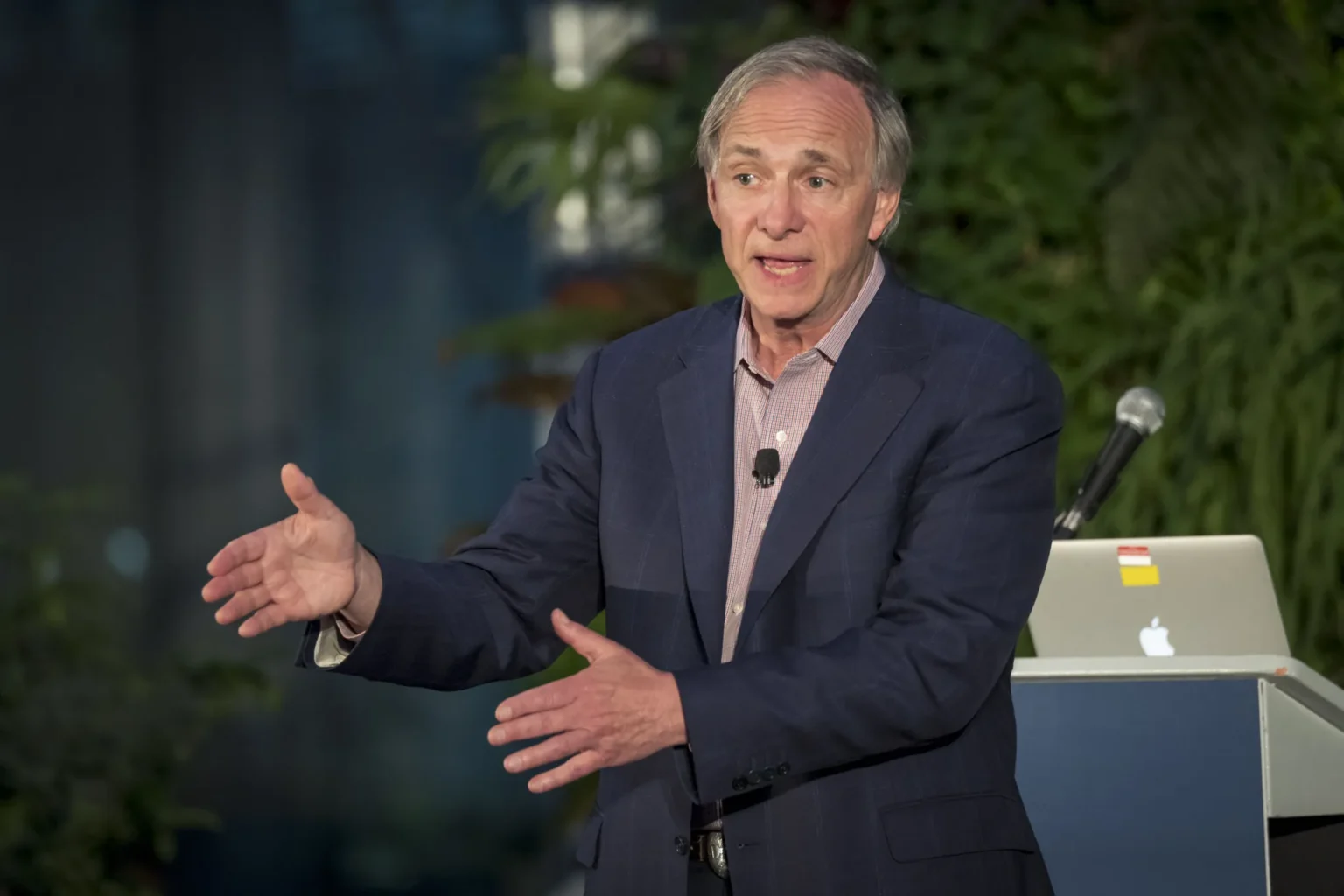 Bridgewater fund founder states bitcoin holding is of portfolio - Bpay News