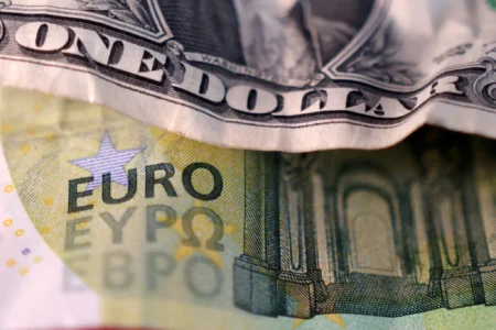 European Officials Consider Centralizing US Dollar to Reduce Reliance
