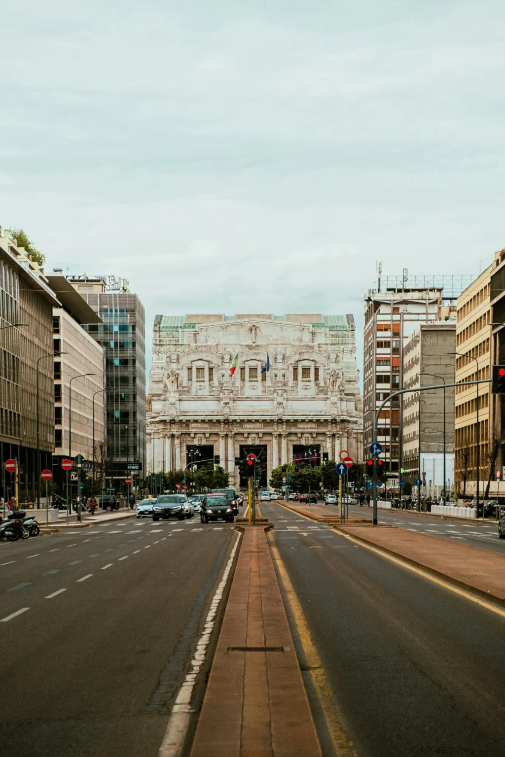 Federal reserve governor milan supports basis point rate cut - Bpay News