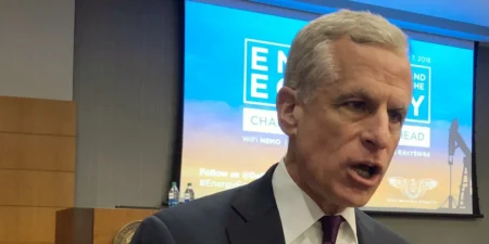 Fed Whisperer Predicts Three Dissenting Votes in December Meeting Fed Whisperer Predicts Three Dissenting Votes in December Meeting