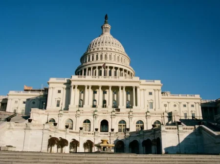 House schedules 7 p.m. ET vote to end U.S. government…