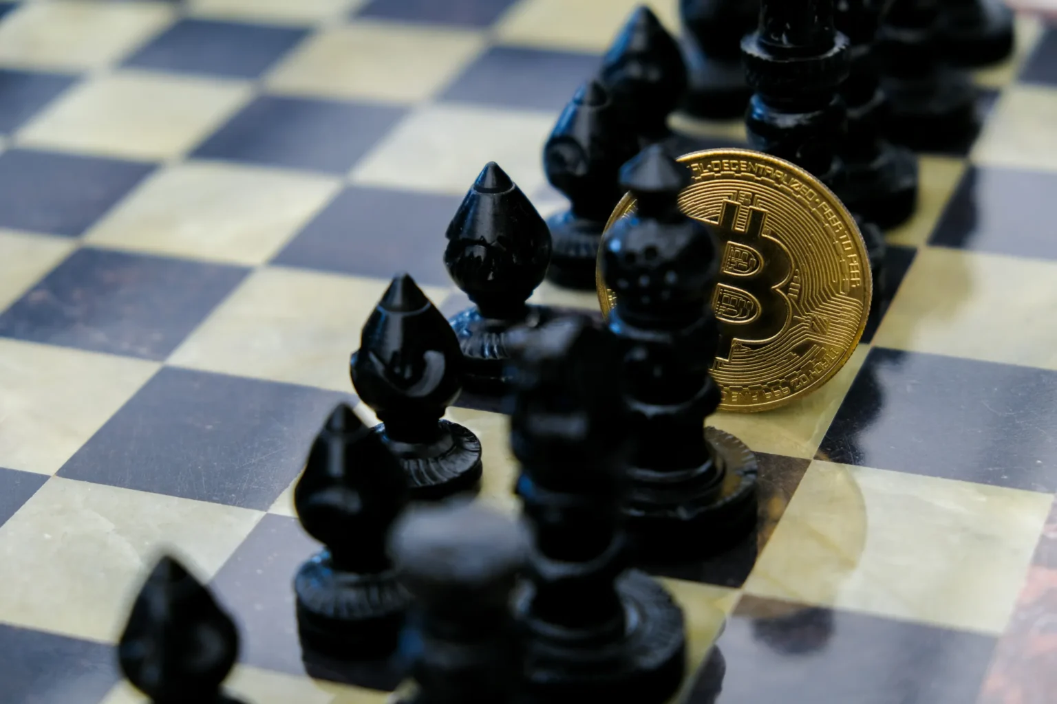 Michael Saylor Denies Rumors, Confirms Aggressive Bitcoin Strategy