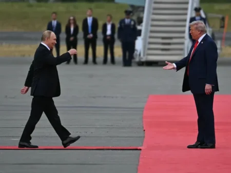 Oil prices slide amid talks to end the Ukraine war