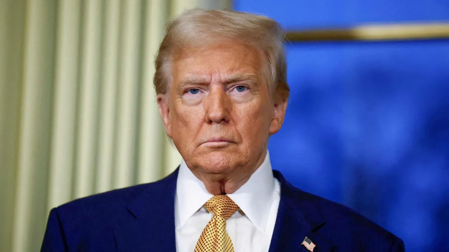 Trumps commerce secretarys family earns $ billion in one year - Bpay News