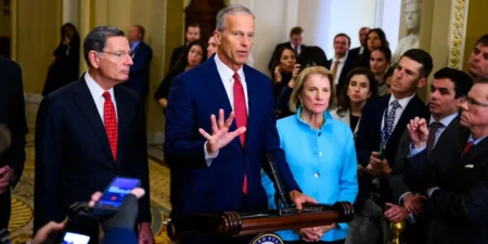 U.S. Government Sees Hope as Shutdown Nears End Amid Party Divisions