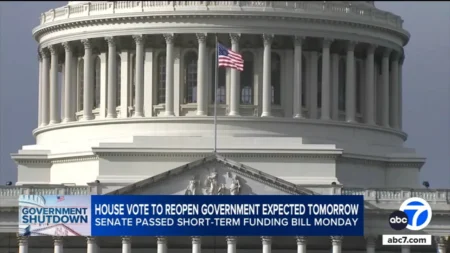 U.S. House to Vote Tomorrow on Bill to End Government Shutdown