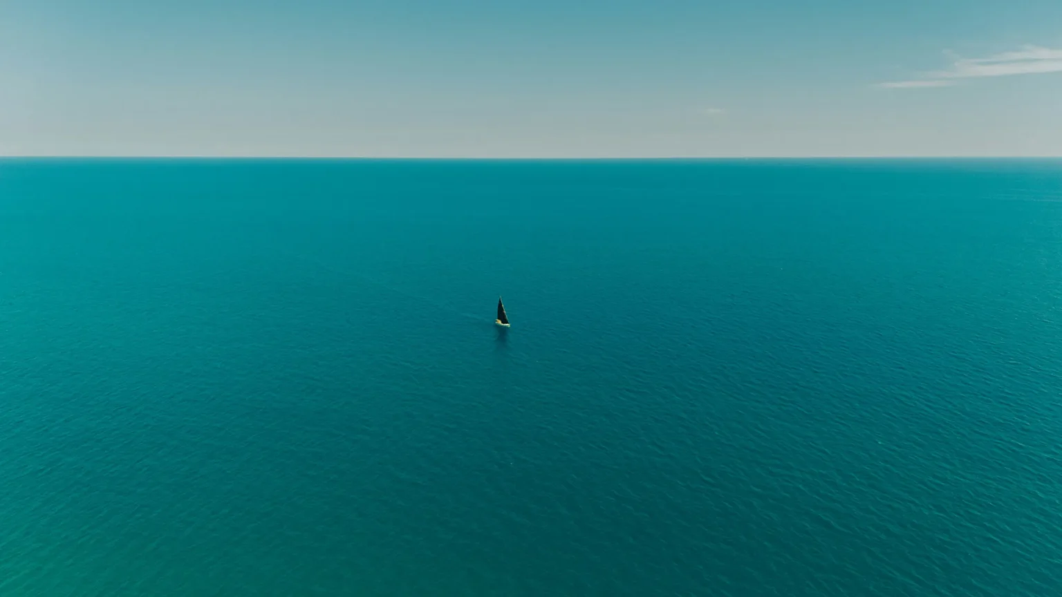 Whale Sells 30,000 $SOL Long Positions, Faces $1.265 Million Loss