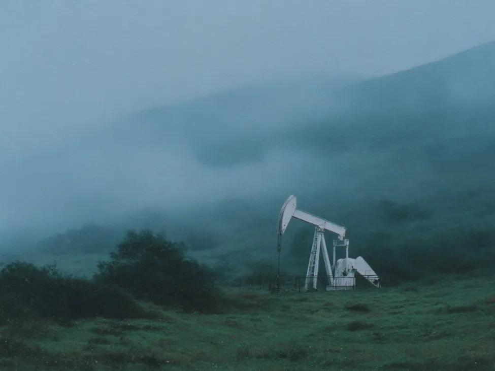 Baker Hughes U.S. oil rig count rises by 6 to 413 Baker Hughes U.S. oil rig count rises by 6 to 413