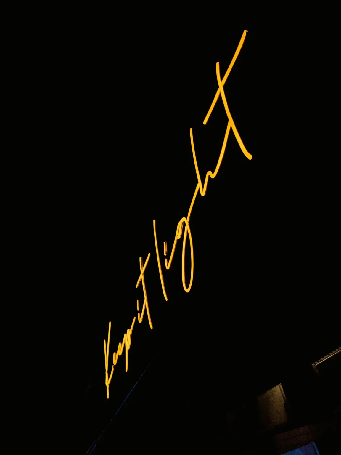 Bearish Divergence in BTC: Signs of a Downtrend Ahead Bearish Divergence in BTC: Signs of a Downtrend Ahead
