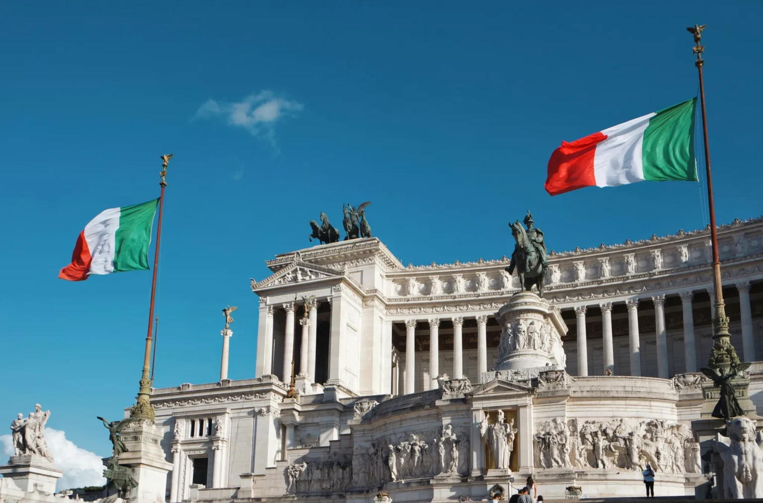 Cryptocurrency Risks: Analyzing Italy’s Regulatory Response