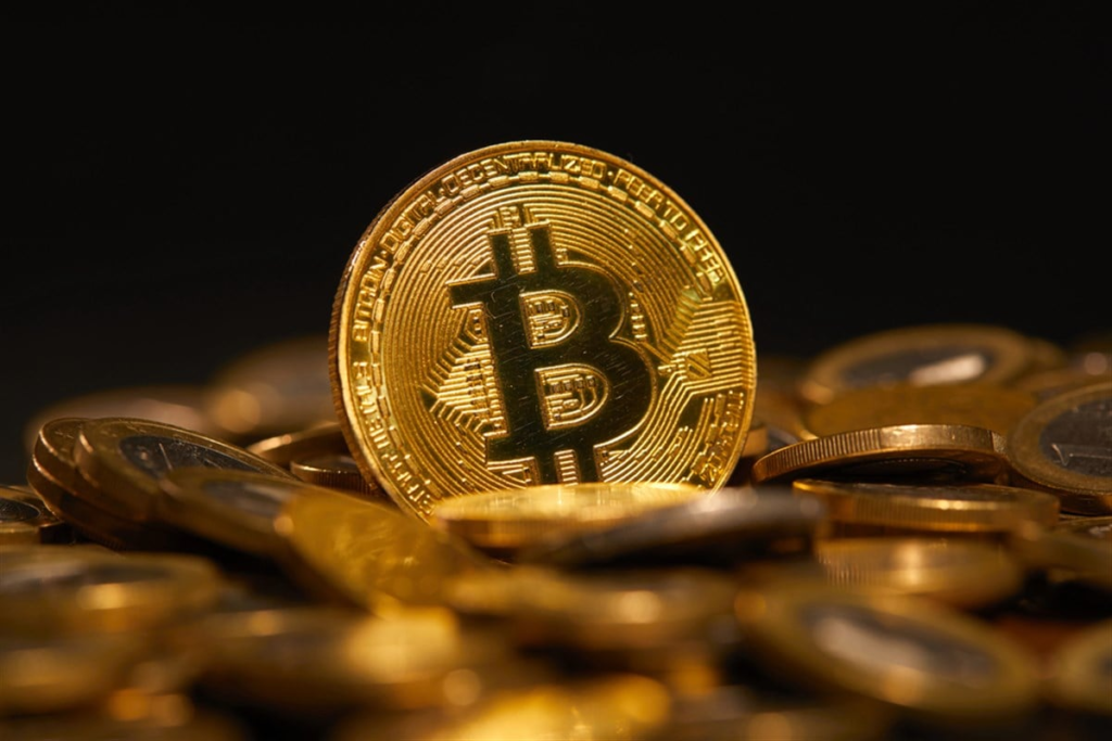 Bitcoin Treasury Stocks: Navigating Distressed Assets Effectively Bitcoin Treasury Stocks: Navigating Distressed Assets Effectively