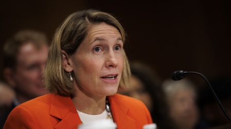 Caroline Crenshaw Resignation: Impact on Crypto Regulation Caroline Crenshaw Resignation: Impact on Crypto Regulation